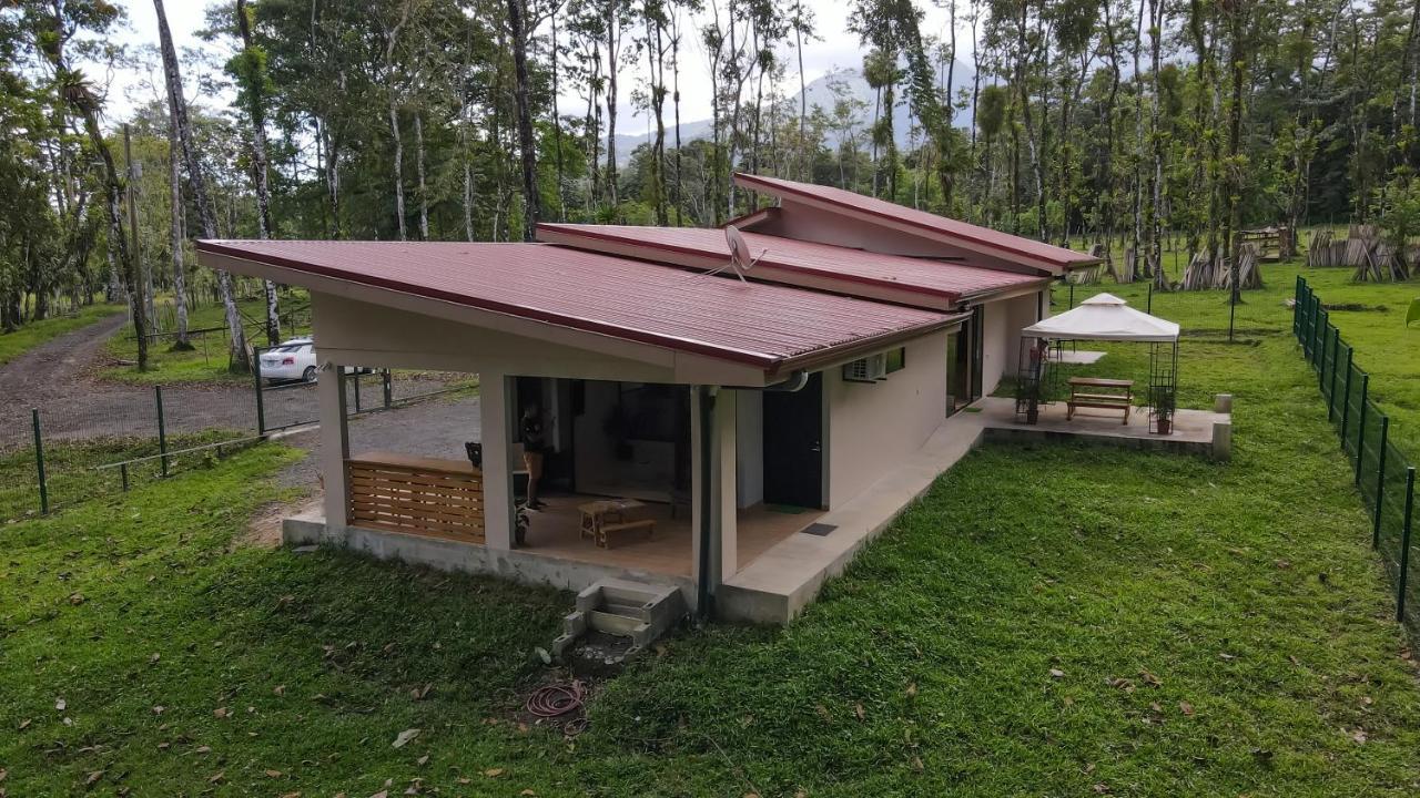 River Paradise Villa With Private Jacuzzi La Fortuna Esterno foto