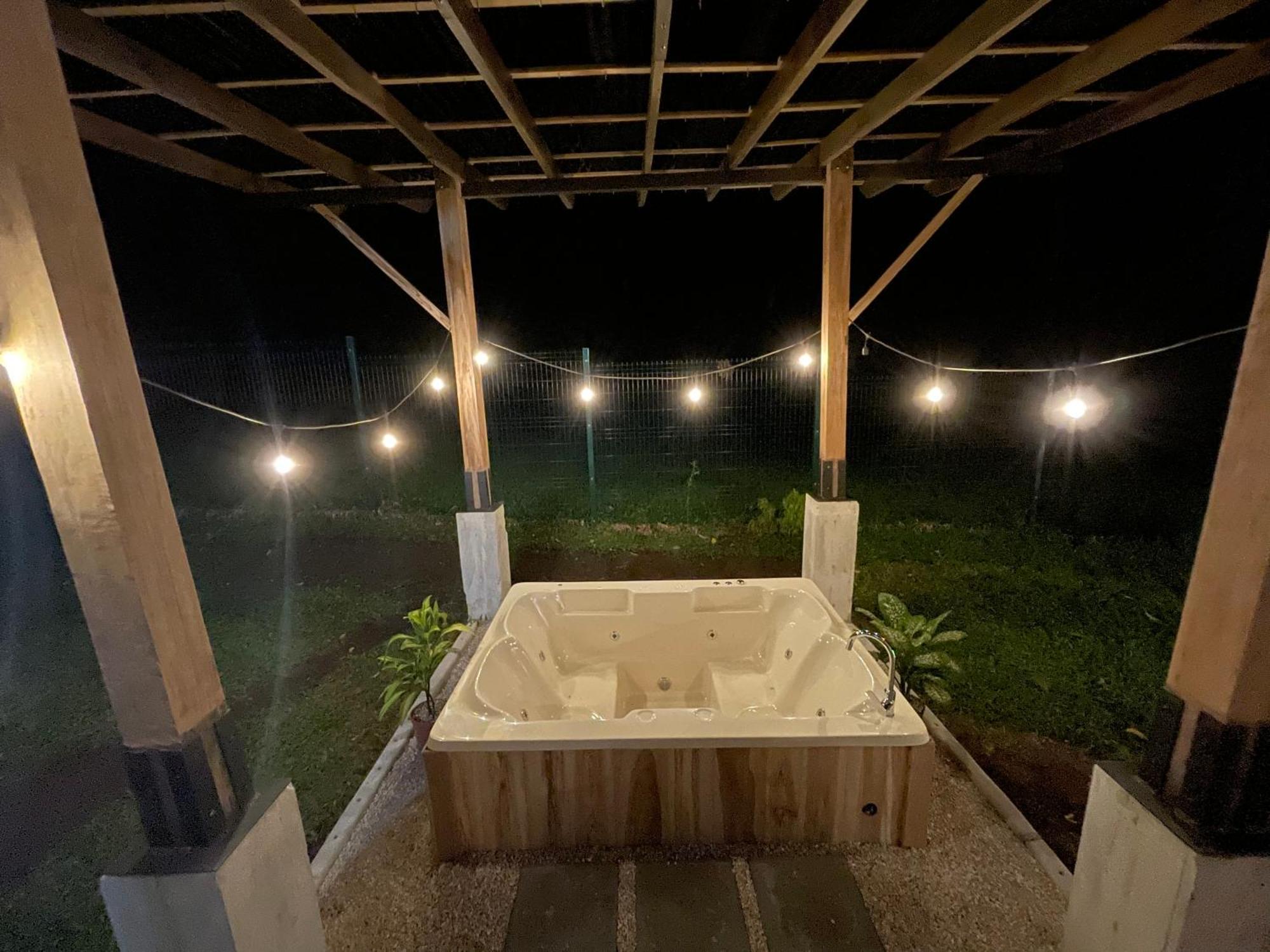 River Paradise Villa With Private Jacuzzi La Fortuna Esterno foto